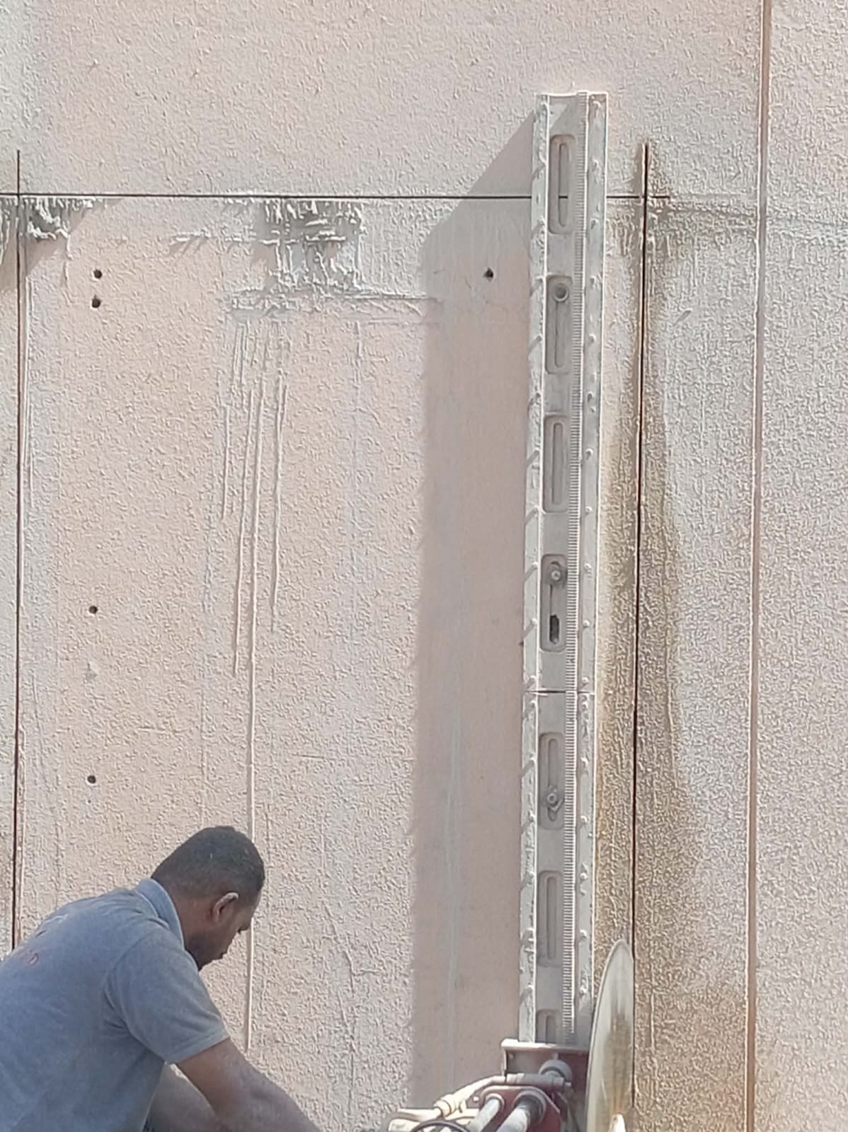 قص الجدران والأسقف الخرسانية